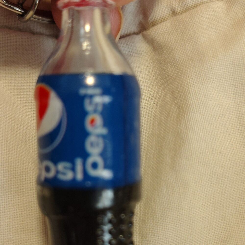 Pepsi Bottle Keychain Plastic Detachable Keyring Advertising Black Blue Red - Picture 4 of 6